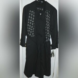 AMANDA SMITH Black Trench Coat Features Removable Lining & Scarf  SZ 16  NWT